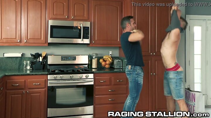 Ragingstallion wow! does this ride share only pickup gay hotties!?
